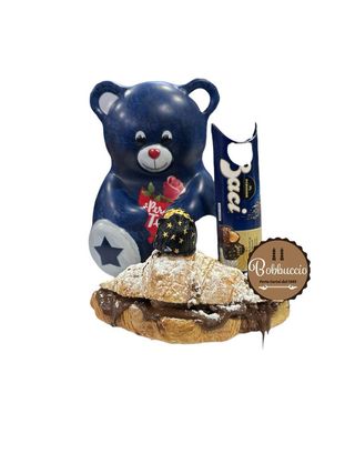 Cornetto bacio Perugina con Nutella e crema gianduia con nocciole