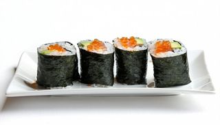 Hosomaki  con tonno e avocado - 4 pezzi