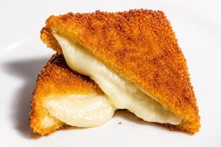 Mozzarella in carrozza