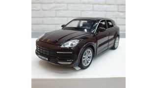 Porsche Cayenne металл звук/свет