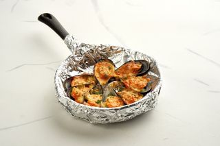 Мидии запеченные (400г)