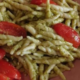Trofie al pesto e pomodorini 