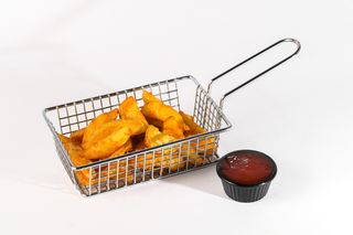 Domaćinski začinjeni krompir sa chili sosom