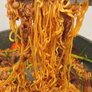 19. Tallarines Fritos De Ternera