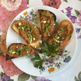 Икра Заморская тосты 4 шт.