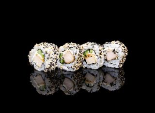 Урамаки хрупкаво пиле (140гр)