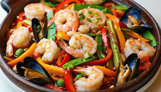 Owoce morza z warzywami