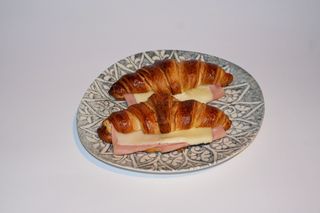 Šunka i sir croissant