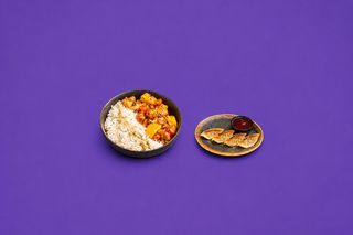 Sweet and Karaage chicken + gyoze piletina