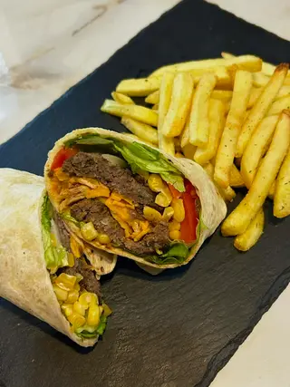 Beef and cheese wrap + Coca-Cola 033