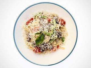 Фетучіні з вирізкою телятини