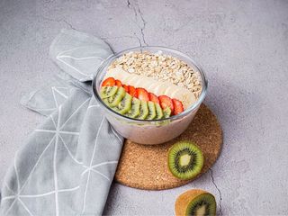 Протеинова закуска с йогурт и овесени ядки (320г)