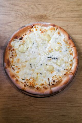 Піца Сирная