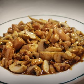 Ternera con champiñones