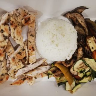 Riso con Listarelle di polloTandoori e di Verdure 