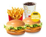 Dva Chickenburgera Honey Mustard obrok