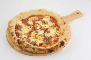 Pizza Bolognese