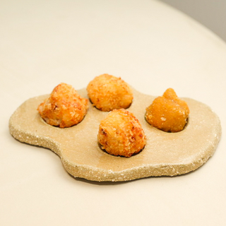 Croquetas De Chipirones En Su Tinta (8 Uds.)