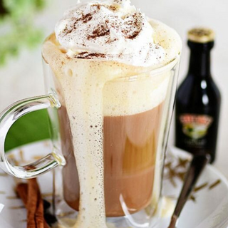 IrlandÉs con Baileys