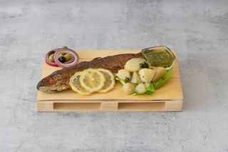 Pastrmka sa krompirom i blitvom (posno)