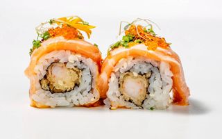 Hot ebiten salmon roll