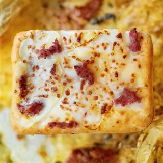 Patate e salsiccia alla pala