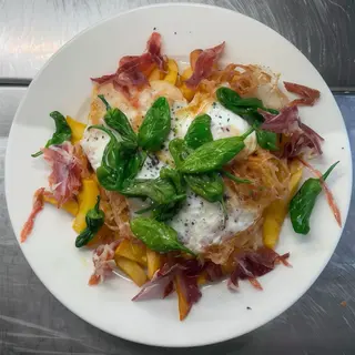 Huevos estrellados con jamón ibérico