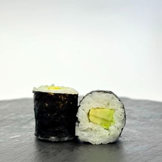 Рол Макі з авокадо (110г/8шт)