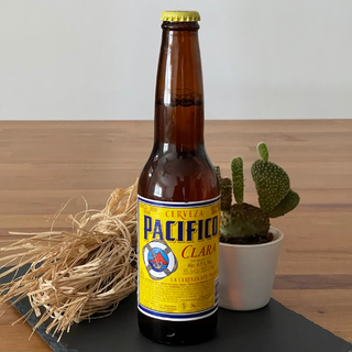 Cerveza  mexicana  Pacífico 