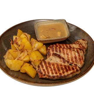 Свински каренца с манатарки и картофки