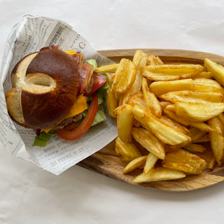 Bambo Burger (Specijalitet!)