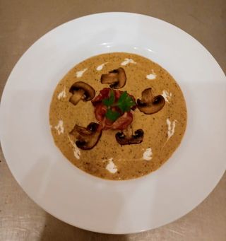 Supă cremă de ciuperci