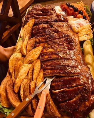 ღორის ნეკნი მიუნხენურად