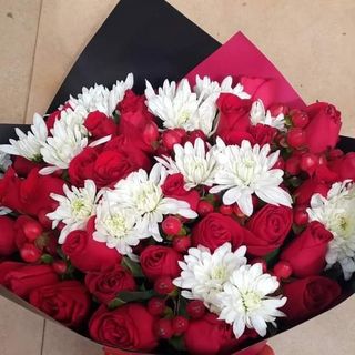 Mixed Red roses, white mums with berries