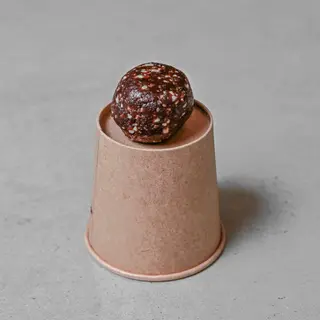 Cacao protein ball