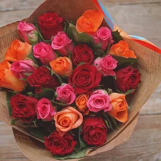 Rouge Orange Fuchsia 20 Roses
