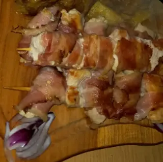Svinjski ražnjići 400g