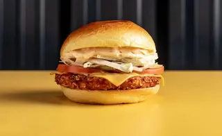 CHICKEN BURGER