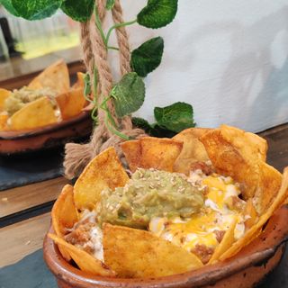 Nachos Con Carne Y Queso 