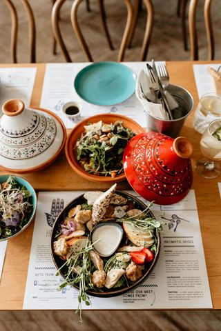 Sałatka z kurczakiem i awokado