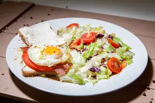 Eggs on toast