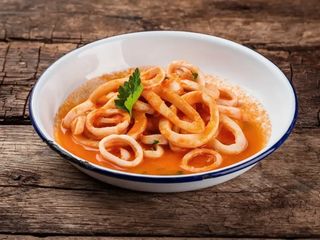 Кальмар Атлантичний в томатному соусі (200g)