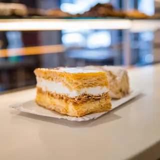 Milhojas De Nata/Crema/Yema