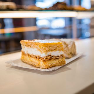 Milhojas De Nata/Crema/Yema