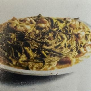 Tagiolini al thè verde con gamberi e zucchine