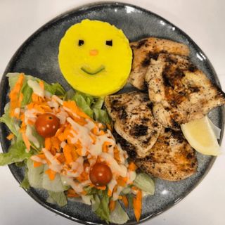 Пилешко филе с картофено пюре