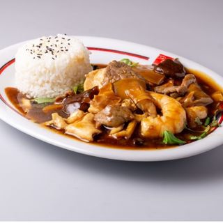 Arroz Blanco Frito Con Salsa Tres Delicias