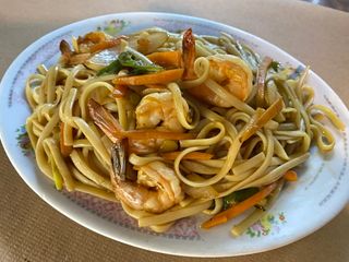 27. Tallarines Fritos Con Gambas