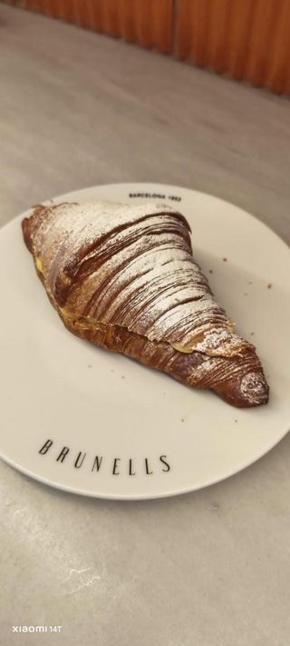 CROISSANT DE CREMA
