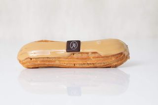 Eclair Cafe